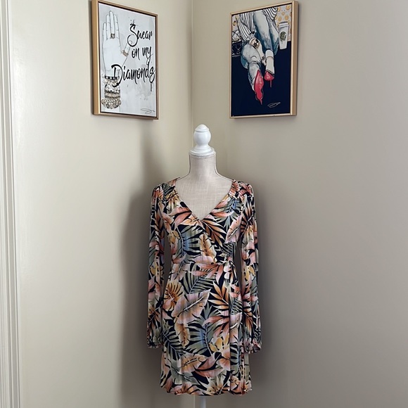 🆕 Billabong Romance Mini Dress - Picture 3 of 15